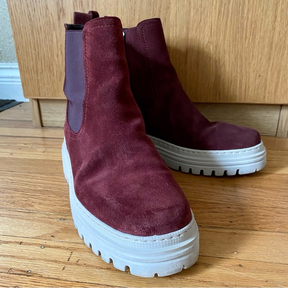 Gabor Combat Lug Sole Suede Chelsea Boot - Picture 5 of 9